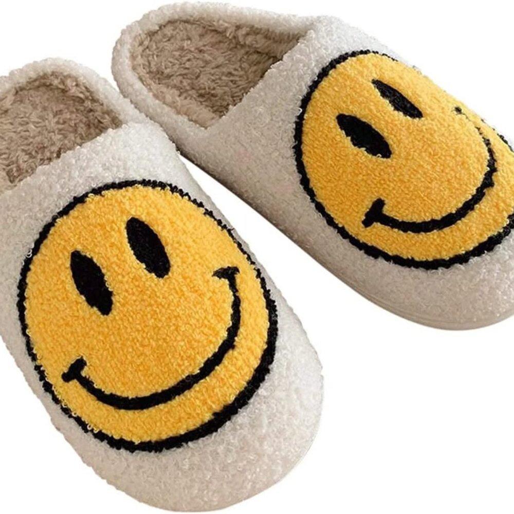Cozy Smiley Face Slippers - White and Yellow